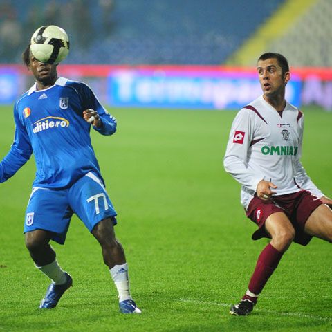 Fraţii Costea au deraiat Rapidul!  Rapid - Universitatea Craiova 0-3!
