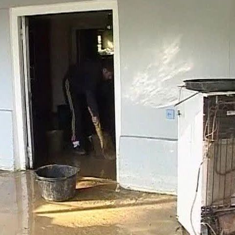 Georgia: Trei oameni au murit înecaţi după ce maşina le-a fost luată de viituri 