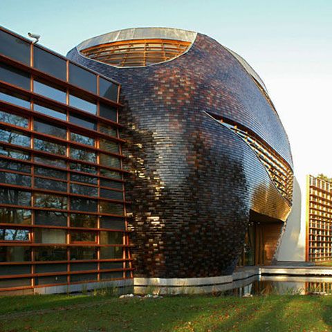 WWF Olanda, prima clădire cu zero emisii din lume - GALERIE FOTO