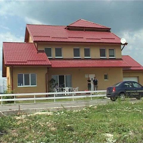 Un investitor imobiliar dă vile în Târgovişte în schimbul unor apartamente în Spania 