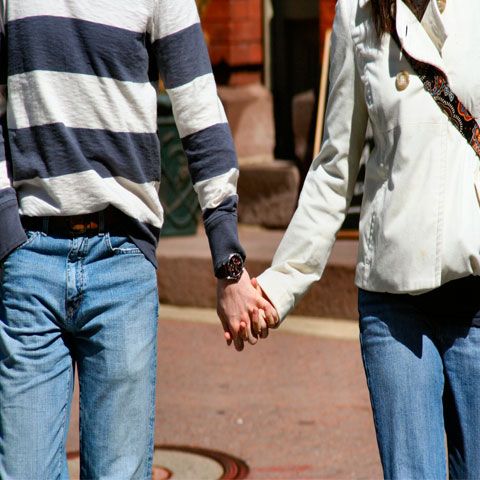 Două treimi dintre cuplurile care nu pot avea copii sunt afectate de infertilitatea bărbatului