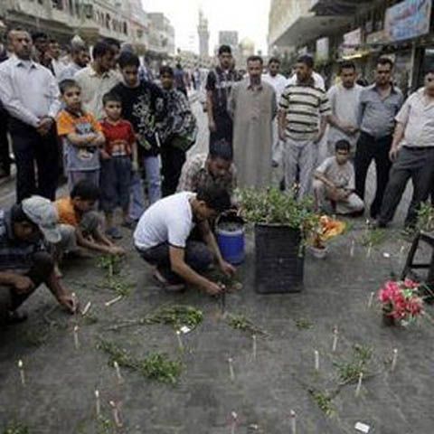 Iranul a spânzurat trei bărbaţi pentru implicare în atentatul de la moschee comis joi