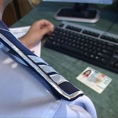 Cei opt inculpaţi din dosarul permiselor rămân în arest până la judecarea recursului