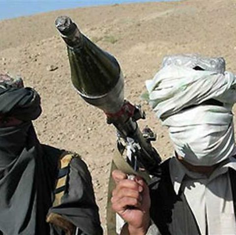 Talibanii au răpit 300 de studenţi şi profesori din nord-vestul Pakistanului