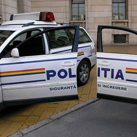 Mai mulţi şefi din conducerea IPJ Bacău sunt cercetaţi de DNA