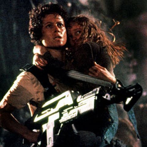 Personajul interpretat de Sigourney Weaver în "Alien", votat The First Sci-Fi Woman Of All Time
