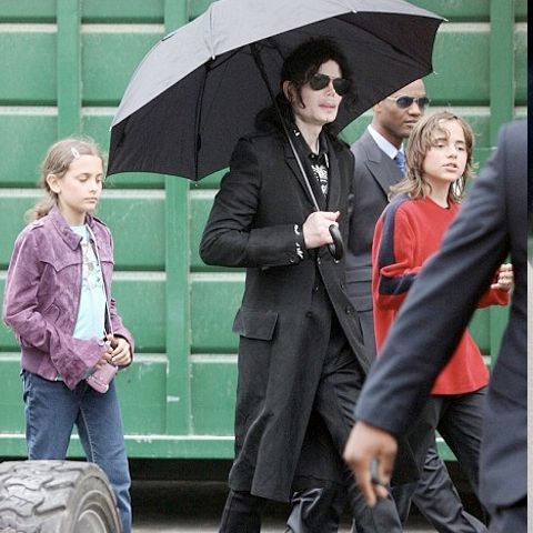 Aşa arată copiii lui Michael Jackson - VEZI FOTO
