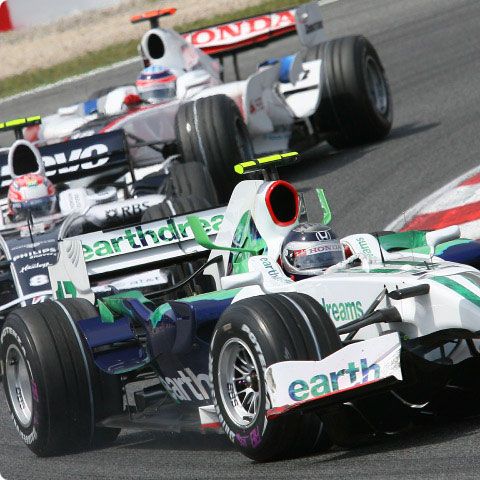 Formula 1 - Clasamentele piloţilor şi constructorilor după 7 etape disputate
