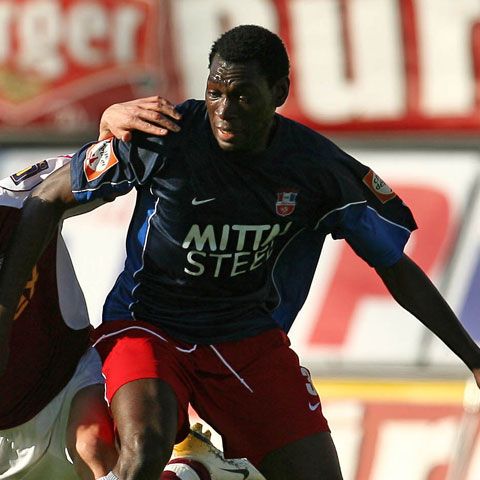 Salif Nogo revine la Oţelul. Gălăţenii au mai transferat doi sârbi