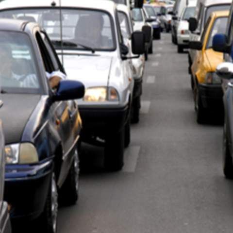 Sute de maşini au fost blocate timp de trei ore pe DN 24 A, Bârlad-Vaslui