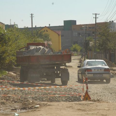 Pe 2 iunie au început lucrări de reabilitare la patru străzi din Capitală