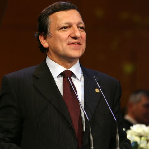 Barroso îşi anunţă oficial candidatura la un al doilea mandat la preşedinţia Comisiei Europene
