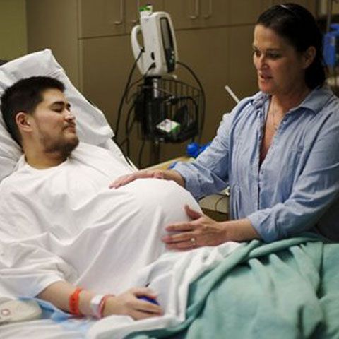 Thomas Beatie, un transsexual din SUA, a născut pentru a doua oară 