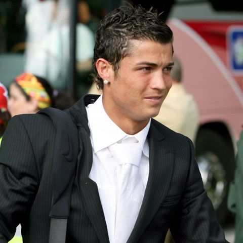Cristiano Ronaldo, acontat de Real Madrid pentru cea mai mare sumă din istoria fotbalului: 93 de milioane de euro