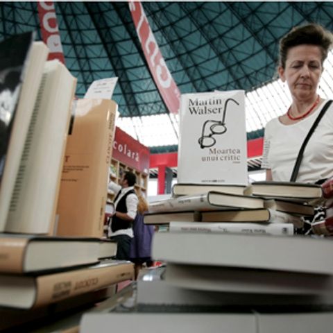 ICR va lansa albume de artă şi o antologie de critică literară la Bookfest 2009