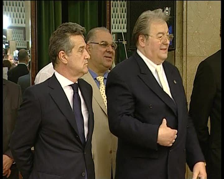 Extremiştii belgieni şi francezi nu-l mai vor pe C.V. Tudor