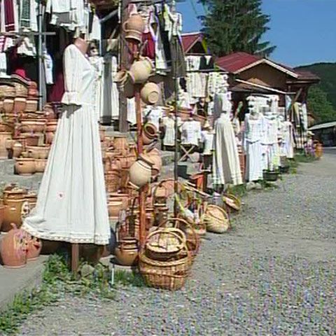 Corund este unul dintre centrele olăritului popular din Transilvania