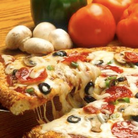 Pizza a împlinit 120 de ani