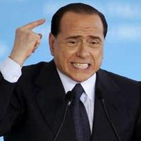 Berlusconi se declară victima unei campanii subversive, care vizează numirea altcuiva în locul său
