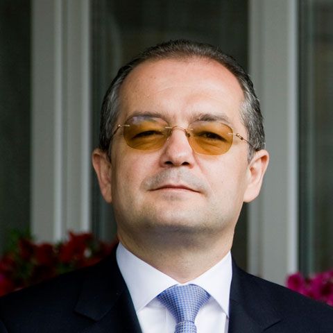 Boc: "Nu este o noutate că se merge spre recesiune"