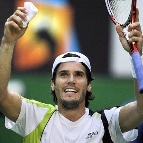 Tenis: Tommy Haas a câştigat turneul de la Halle, după ce l-a învins pe Djokovic în finală