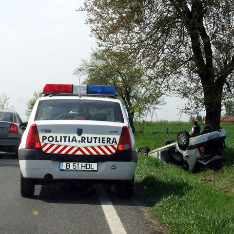 Cinci morţi într-un grav accident de circulaţie pe DN 2A 