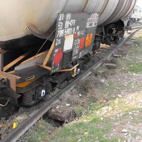 Circulaţia pe calea ferată  a fost întreruptă în judeţul Constanţa după ce un tren a deraiat