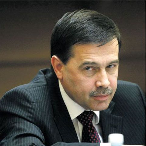 Pogea: La final de an, scăderea economică ar ajunge la 6,5 