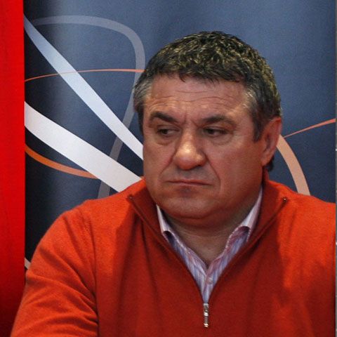 Victor Becali: Părerea mea este că Neluţu Sabău nu are carte de vizită pentru Dinamo