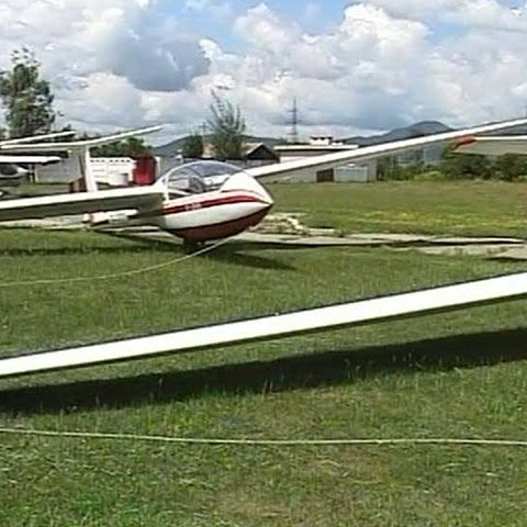 Zbor cu planorul la Deva