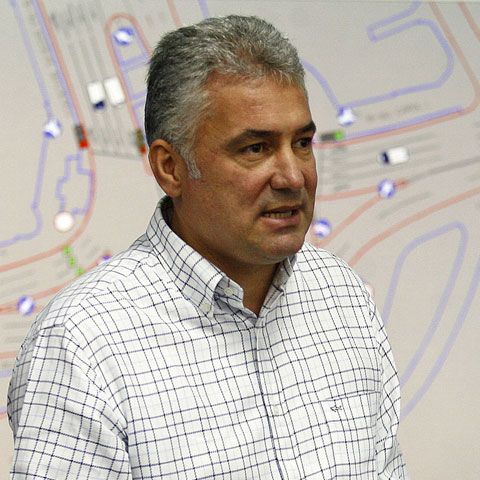 Ministerul Economiei dă măriri de salariu "bugetarilor de lux". Videanu: "Sunt copilării"