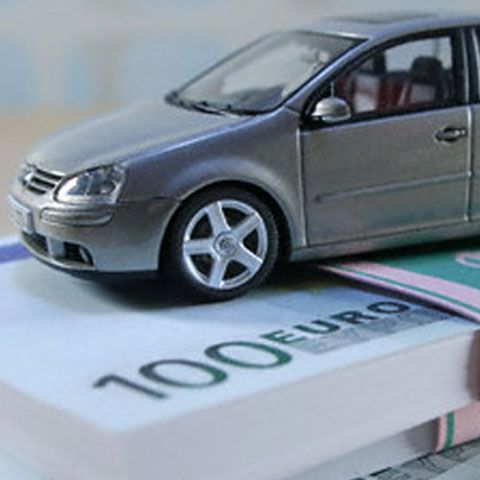 Firmele de leasing au pe stoc peste 10.000 de maşini recuperate de la rău-platnici
