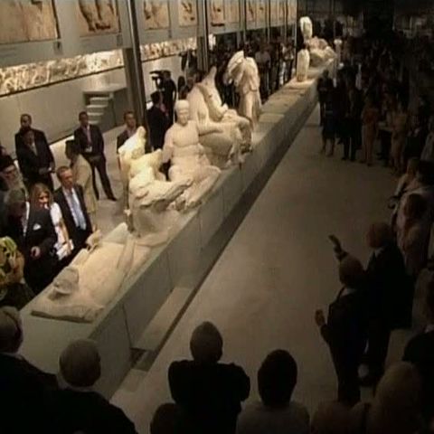 Autorităţile ateniene au inaugurat noul Muzeu al Acropolei 