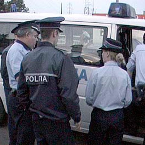 Primarul oraşului Piteşti este cercetat pentru că a lovit cu maşina o femeie în parcarea Primăriei