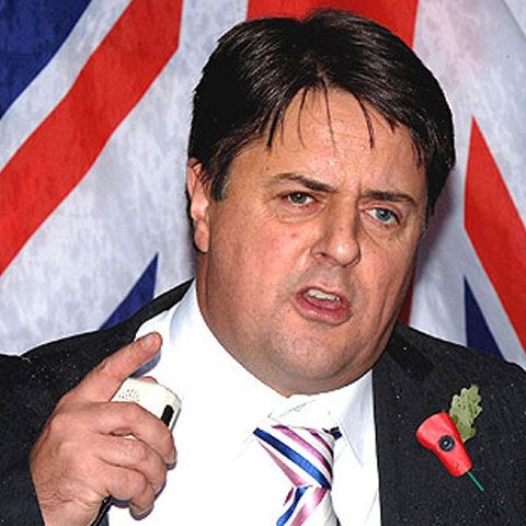 Liderul extremei-drepte britanice a avut un strămoş care trăia ca ţiganii, afirmă un tabloid