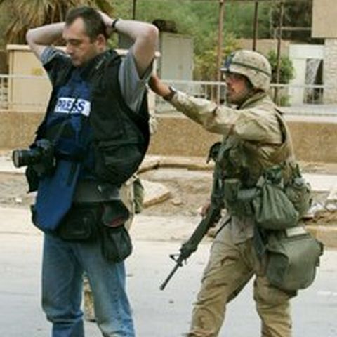 Un jurnalist canadian de la Newsweek a fost arestat în Iran