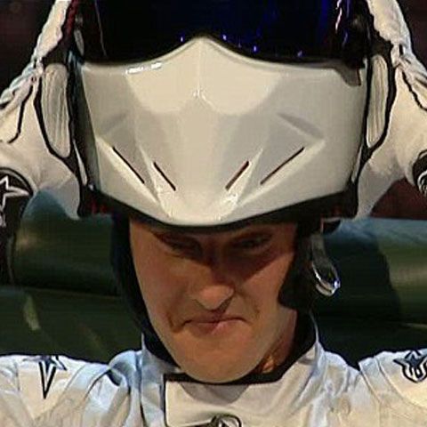 Este oare Michael Schumacher celebrul pilot Stig de la Top Gear? - VEZI FOTO şi VIDEO