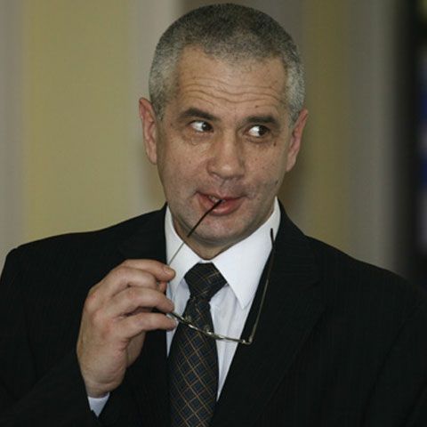 Liberalii vor cere începerea urmăririi penale şi împotriva ministrului Mediului, Nicolae Nemirschi