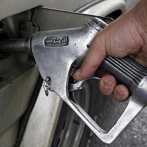 Carburanţii se scumpesc din nou