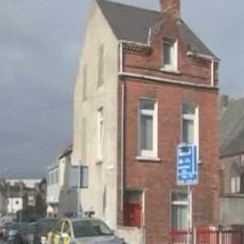 Biserica în care s-au adăpostit romii români din Belfast a fost atacată 