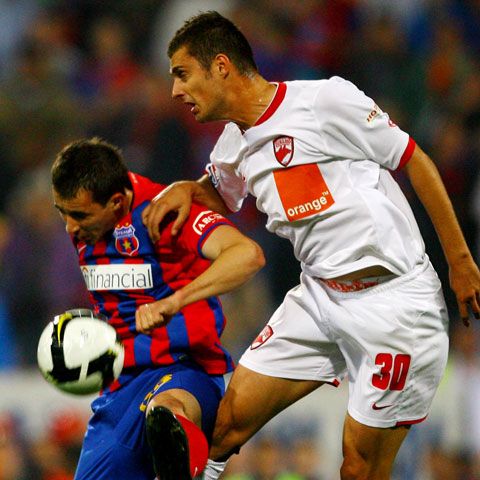 Fotbalul românesc produce bani frumoşi. Liga I a stâns cât fotbalul din Polonia şi Cehia la un loc! Click aici şi vezi suma