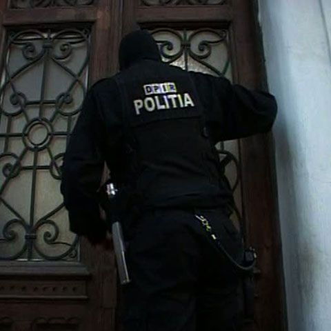 Şeful procurorilor din Năsăud, Veturia Moldovan, a fost reţinut de procurorii DNA Cluj 