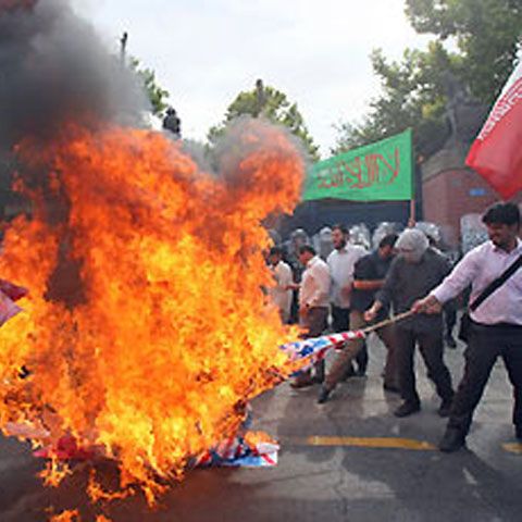 Gărzile Revoluţionare iraniene pretind că i-au arestat pe capii revoltei 