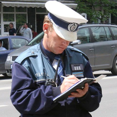 40 de agenţi ai Poliţiei Rutiere Constanţa sunt acuzaţi de corupţie 