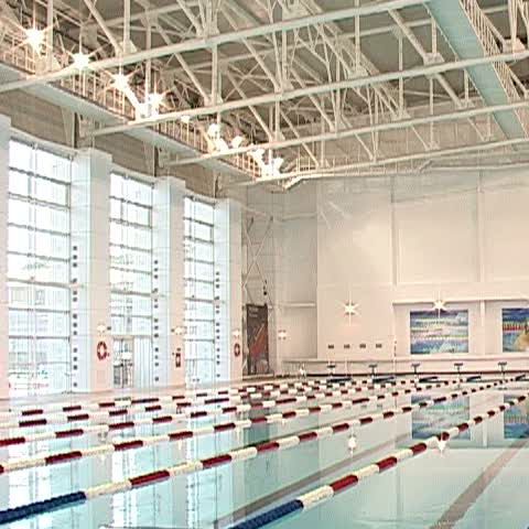 Bazinul olimpic de la Izvorani a fost inaugurat miercuri şi închis joi