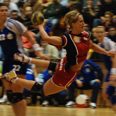 Handbal - Ionela Gâlcă a semnat pe doi ani cu Oltchim