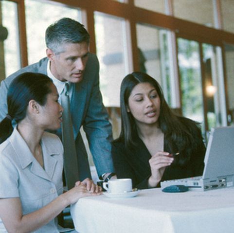 Cum se construieşte identitatea vizuală a unui start-up