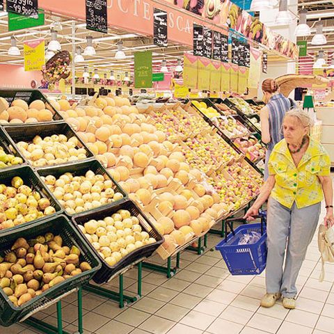 Piaţa de gros de la Dezmir este folosită la jumătate din capacitate 