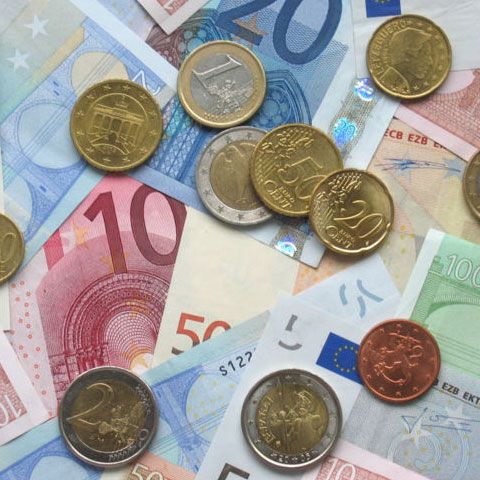 Statul a împrumutat de la bănci 1,5 miliarde lei în luna mai