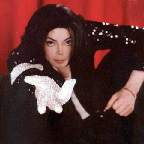 Familia lui Michael Jackson a cerut o a doua autopsie